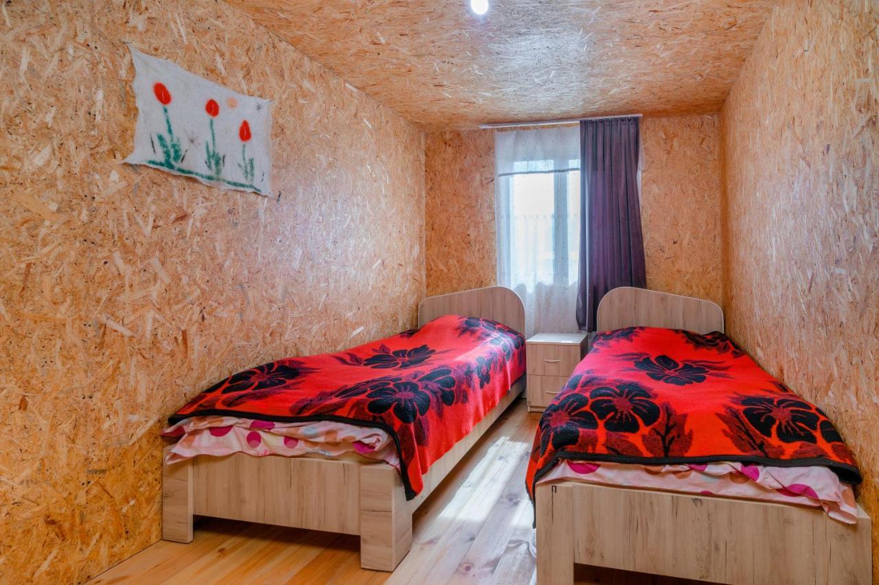Guesthouse Elisabeth Omalo Exteriér fotografie